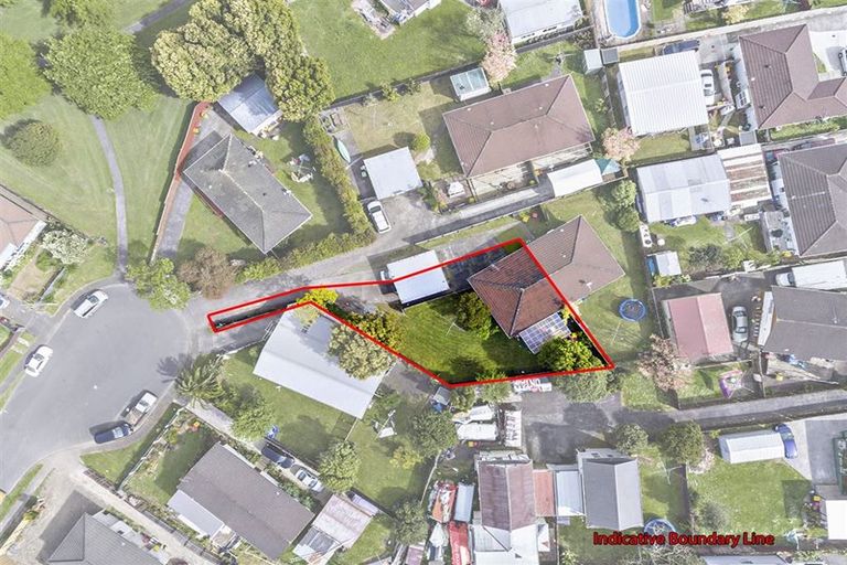 Photo of property in 1/27 Mon Desir Place, Manurewa, Auckland, 2102
