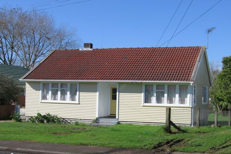 Photo of property in 24 Tindall Crescent, Otara, Auckland, 2023