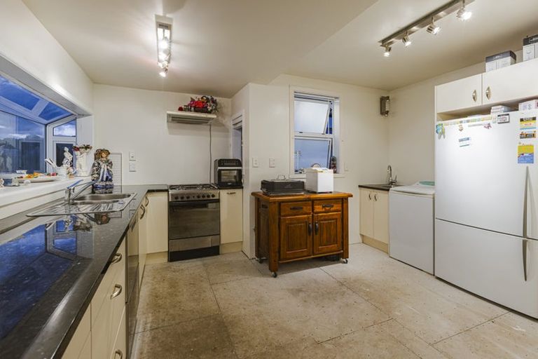 Photo of property in 107 Pah Road, Cockle Bay, Auckland, 2014