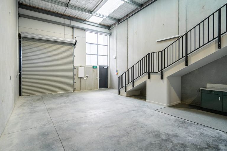 Photo of property in 11 Northside Drive, Waikiwi, Invercargill, 9810