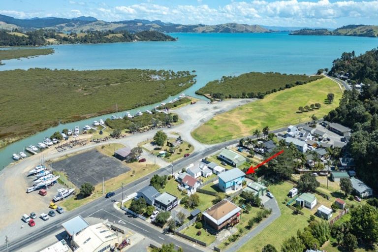 Photo of property in 336 Wharf Road, Coromandel, 3506