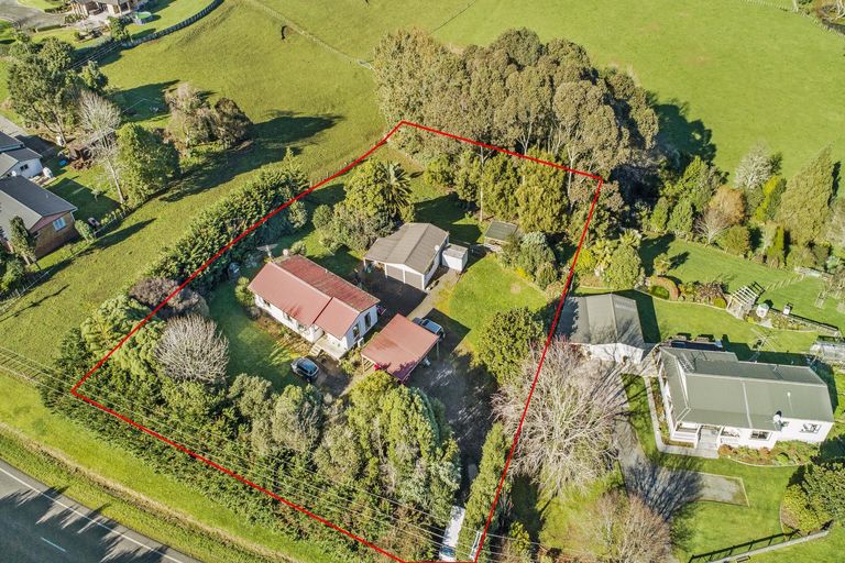 Photo of property in 28 Whangarata Road, Tuakau, 2121
