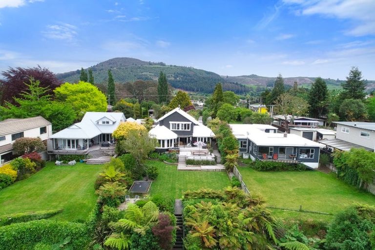 Photo of property in 135 Koutu Road, Kawaha Point, Rotorua, 3010
