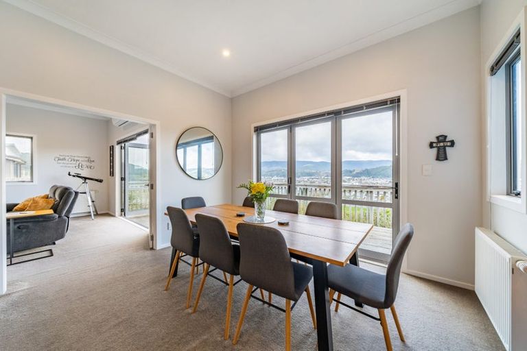 Photo of property in 13a Riverstone Drive, Riverstone Terraces, Upper Hutt, 5018