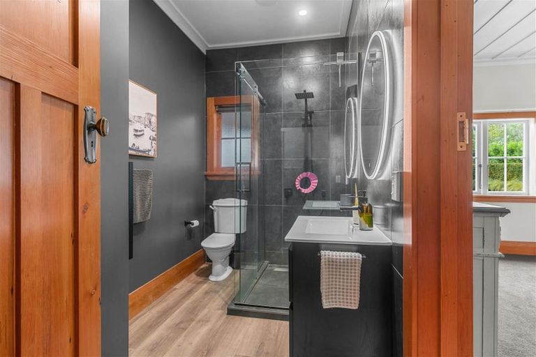 Photo of property in 13 Ash Grove, Maungaturoto, 0520