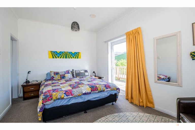 Photo of property in 6 Sutter Street, Seaview, Timaru, 7910