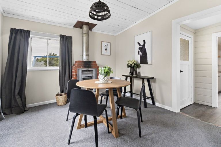 Photo of property in 130 Fitzherbert Street, Featherston, 5710