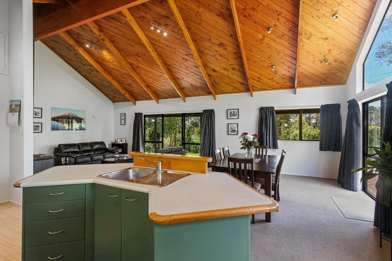 Photo of property in 1304 Glenbrook Road, Glenbrook, Waiuku, 2681