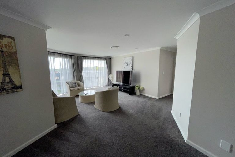 Photo of property in 13 Tawatawa Street, Long Bay, Auckland, 0630