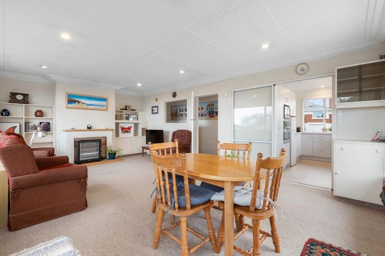 Photo of property in 139 Easther Crescent, Kew, Dunedin, 9012