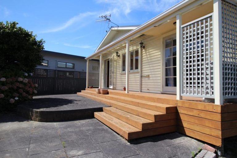 Photo of property in 42 Long Melford Road, Awapuni, Palmerston North, 4412