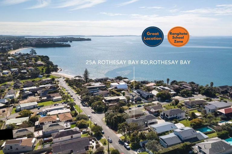 Photo of property in 25a Rothesay Bay Road, Rothesay Bay, Auckland, 0630