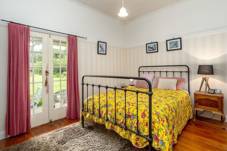 Photo of property in 977 Kakariki Road, Eketahuna, 4995