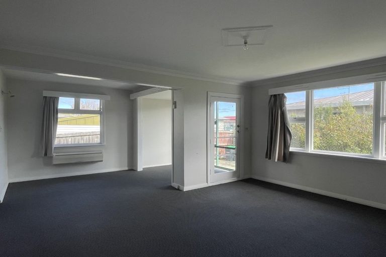Photo of property in 2/51 Saint Johns Street, Woolston, Christchurch, 8062