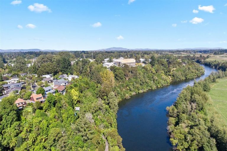 Photo of property in 45 Balfour Crescent, Riverlea, Hamilton, 3216