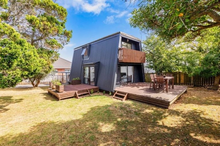 Photo of property in 1a Tyburnia Avenue, Mount Albert, Auckland, 1025