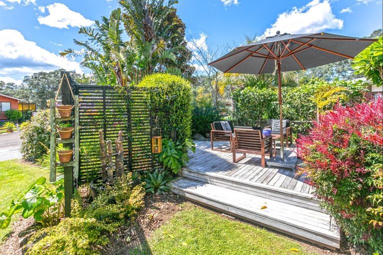 Photo of property in 225 Moana Anu Anu Avenue, Whangamata, 3620