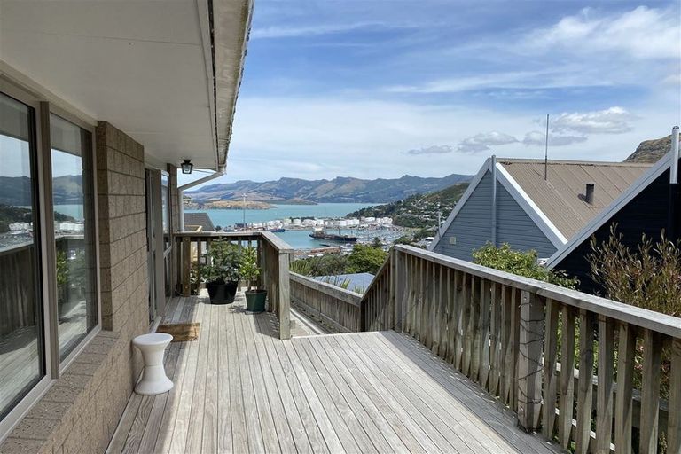 Photo of property in 6a College Place, Lyttelton, 8082