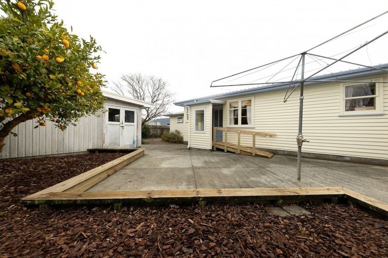 Photo of property in 5 Cunningham Road, Clouston Park, Upper Hutt, 5018