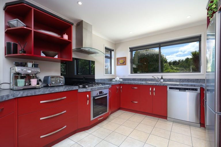 Photo of property in 50 Pine Hill Road, Ruby Bay, Upper Moutere, 7173