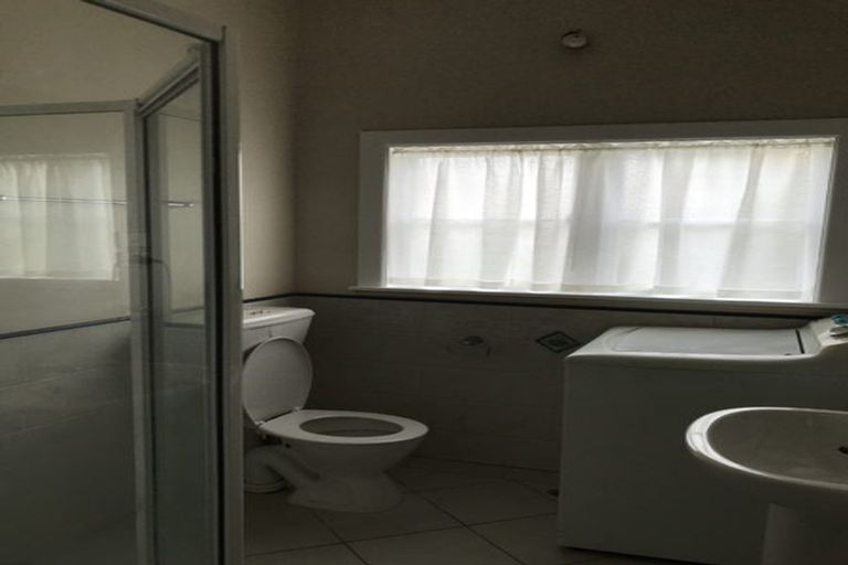 Photo of property in 16a Thompson Street, Mount Cook, Wellington, 6011