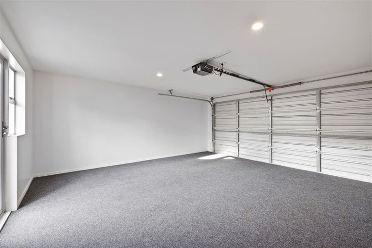 Photo of property in 2/88 Mathesons Road, Phillipstown, Christchurch, 8011