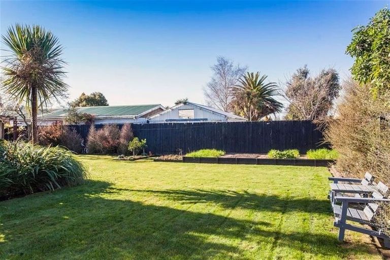 Photo of property in 98 Sturrocks Road, Casebrook, Christchurch, 8051