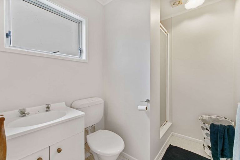 Photo of property in 43 Lawrence Crescent, Hillpark, Auckland, 2102