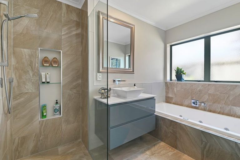 Photo of property in 61 Basley Road, Owhata, Rotorua, 3010