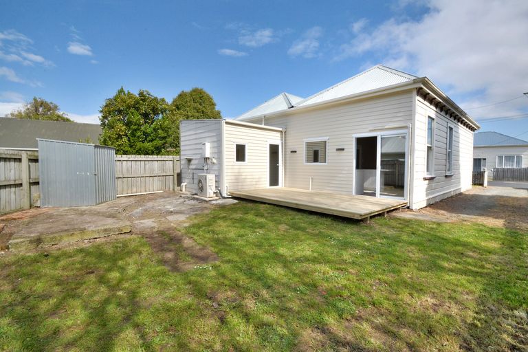 Photo of property in 17 Wesley Street, South Dunedin, Dunedin, 9012