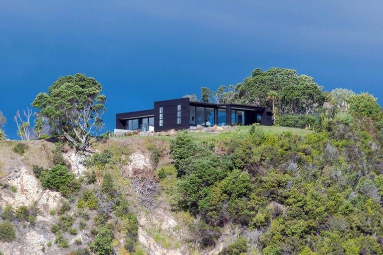 Photo of property in 160 Mannion Road, Wyuna Bay, Coromandel, 3581