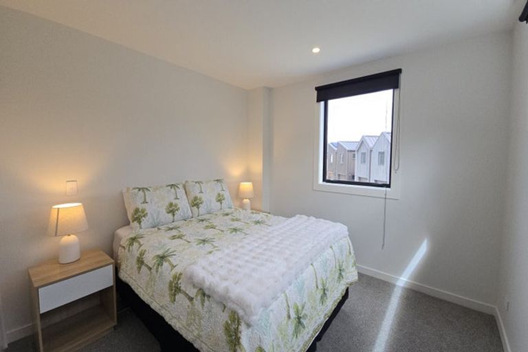 Photo of property in 33 Ryan Loop, Jacks Point, 9371