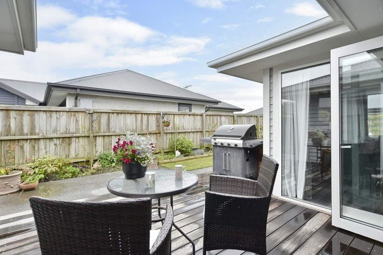 Photo of property in 5 Macphail Avenue, Rangiora, 7400