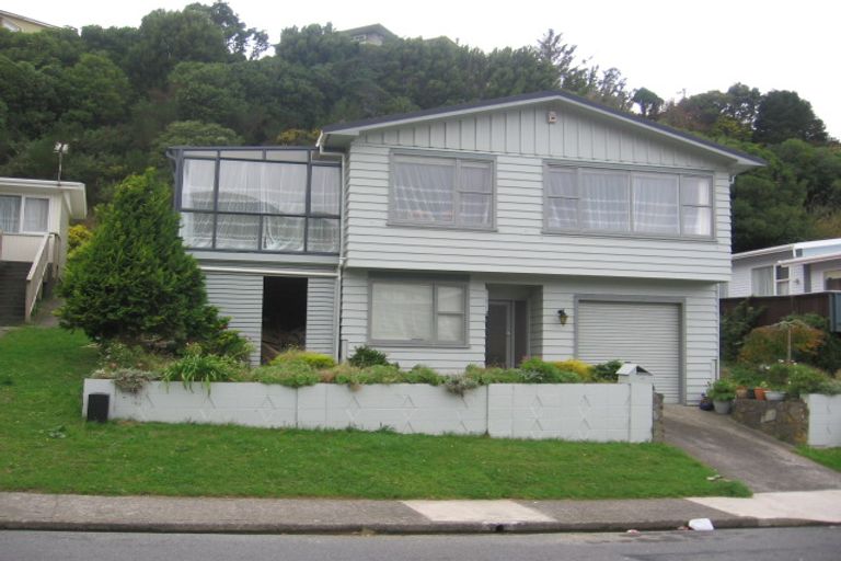 Photo of property in 16 Cortina Avenue, Johnsonville, Wellington, 6037