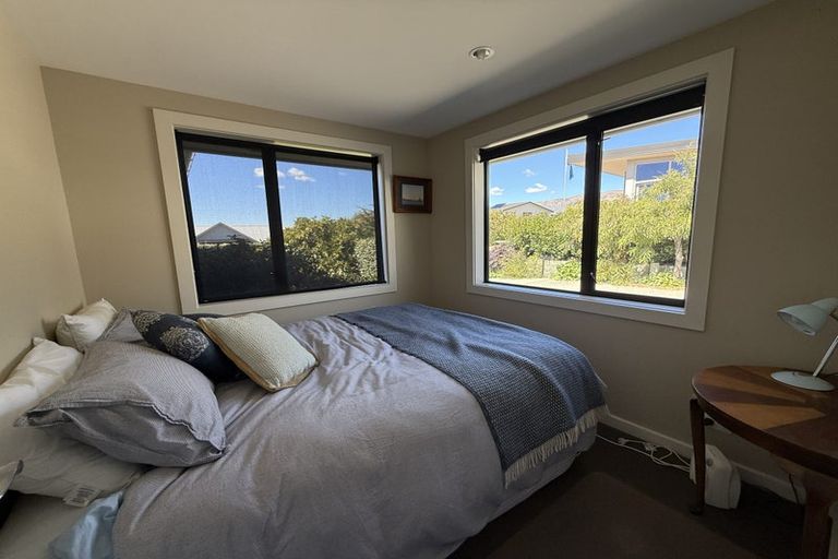 Photo of property in 18 Kelliher Drive, Wanaka, 9305