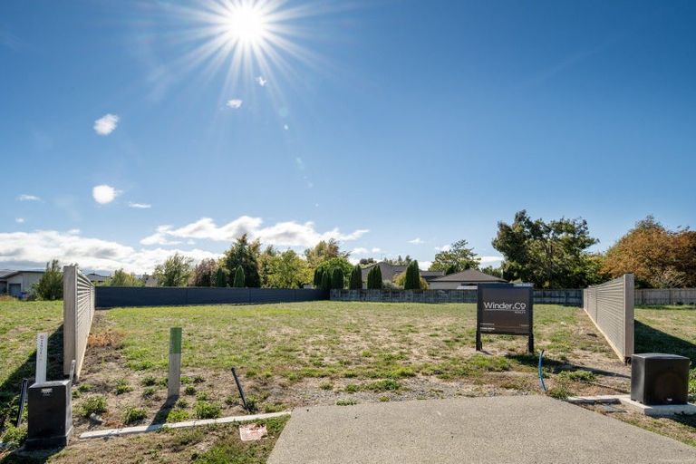 Photo of property in 17 Bartletts Green, Yelverton, 7201