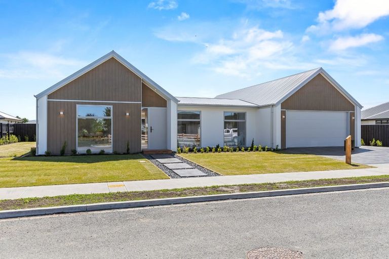 Photo of property in 52 Greig Crescent, Amberley, 7481