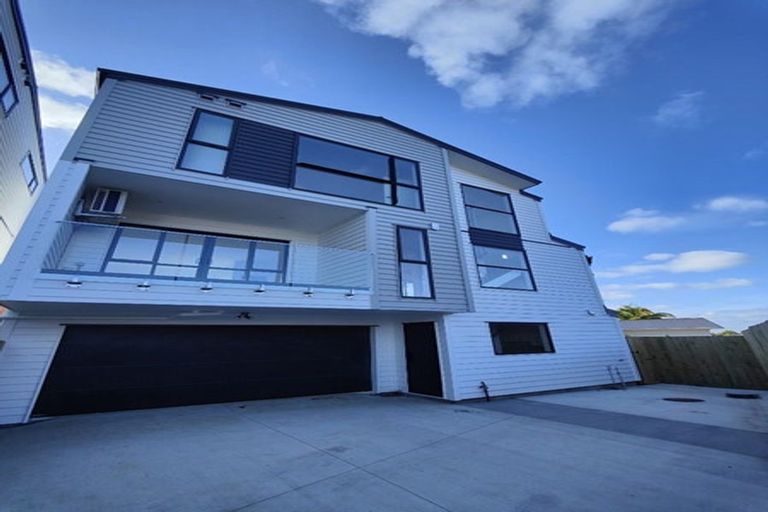 Photo of property in 185c Bucklands Beach Road, Bucklands Beach, Auckland, 2012