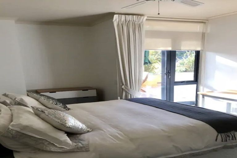 Photo of property in 2c/7-11 Bute Road, Browns Bay, Auckland, 0630