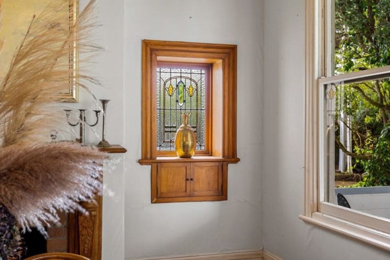 Photo of property in 126 Vauxhall Road, Narrow Neck, Auckland, 0624