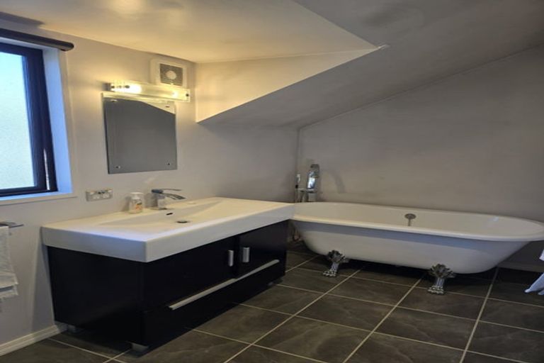 Photo of property in 12a Daveys Place, Arrowtown, 9302