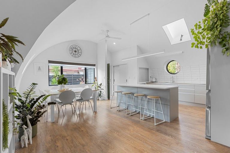 Photo of property in 8 Kings Court, Roslyn, Palmerston North, 4414