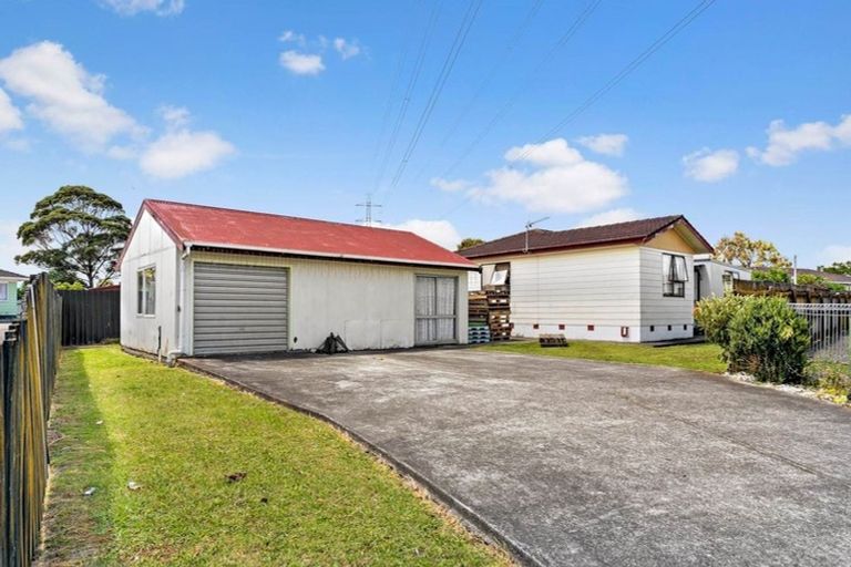 Photo of property in 9 Treviso Place, Clover Park, Auckland, 2023