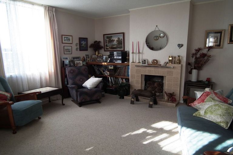 Photo of property in 61 Tees Street, South Hill, Oamaru, 9400