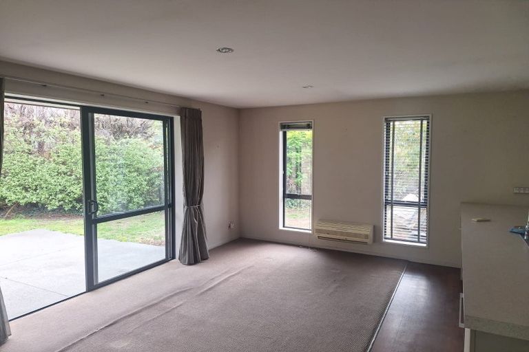 Photo of property in 71 Country Palms Drive, Halswell, Christchurch, 8025