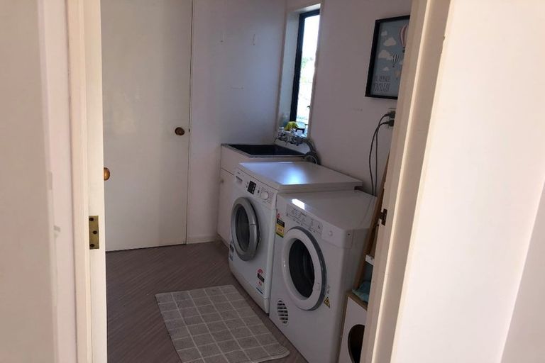 Photo of property in 268a One Tree Point Road, One Tree Point, 0118