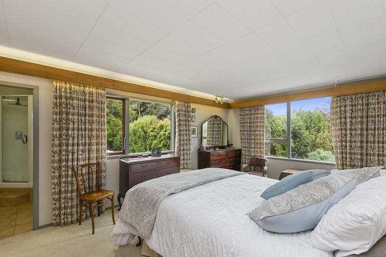 Photo of property in 146a Karori Road, Karori, Wellington, 6012