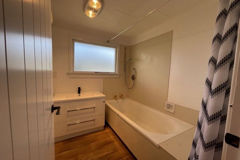 Photo of property in 73 Helmsdale Street, Waverley, Invercargill, 9810