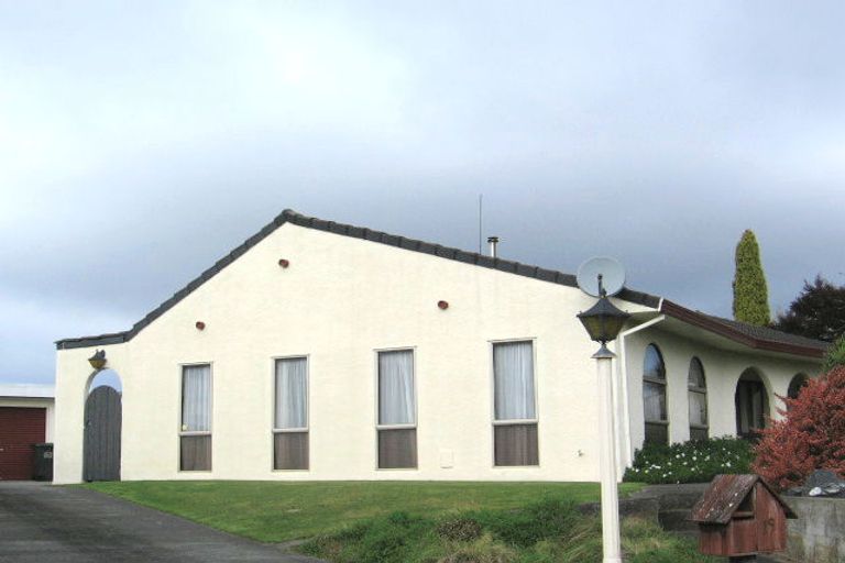 Photo of property in 19 Caroline Drive, Feilding, 4702