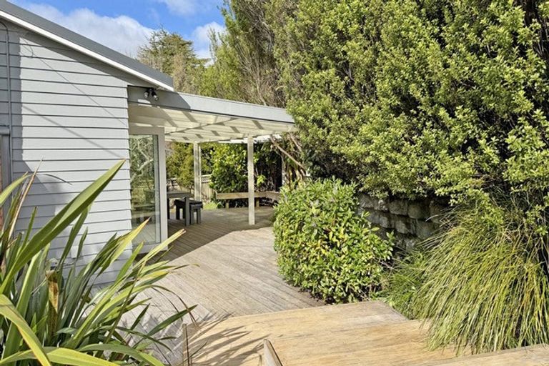 Photo of property in 107 Birkdale Road, Birkdale, Auckland, 0626